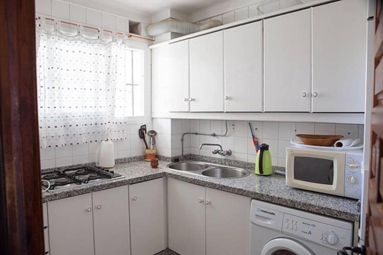 Apartamento En Nerja. Primera Linea De Playa Buitenkant foto
